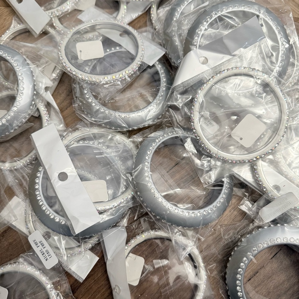 NWT wholesale 28 rhinestone bracelets silver tone gifts